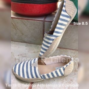 Women Shoes Artesanal Design Made in México